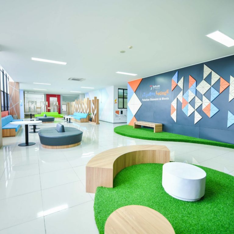 Student Lounge Telkom University 768x768